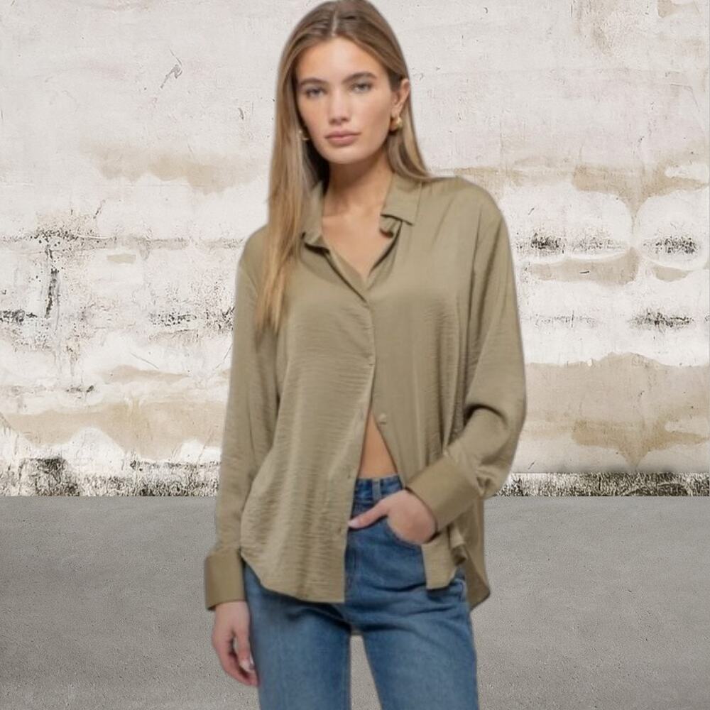 The Workshop Women’s Silky Satin Button Down Shirt in Olive Green Medium NWT